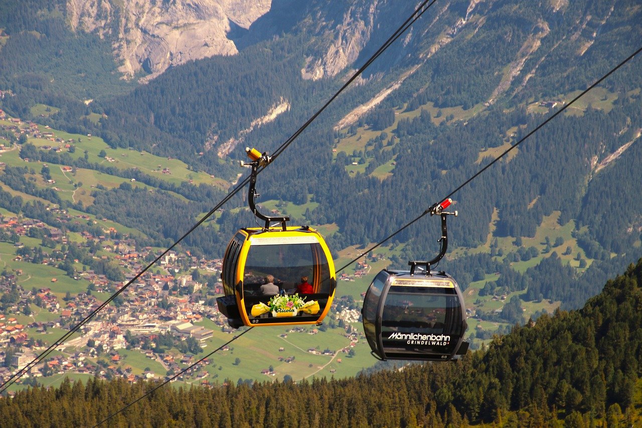 mountains-7608306_1280